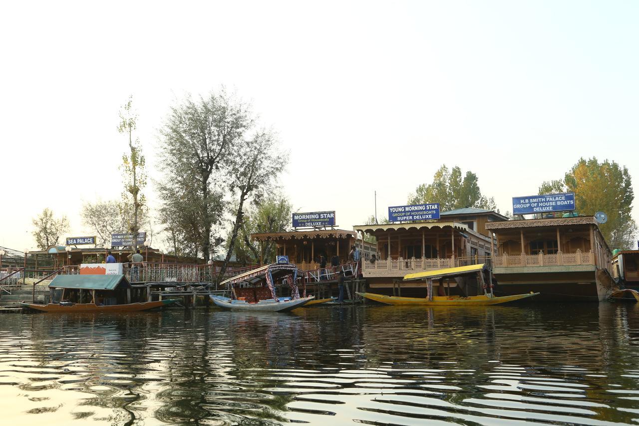 Morning Star Group Of Houseboats Hotel Srīnagar Buitenkant foto